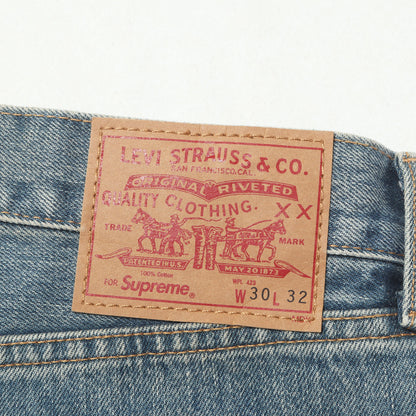 ×Levis ウォッシュ加工 ロゴプリント デニムパンツ(Washed 505 Jean)