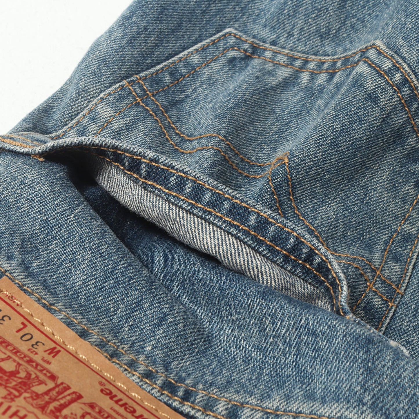 ×Levis ウォッシュ加工 ロゴプリント デニムパンツ(Washed 505 Jean)