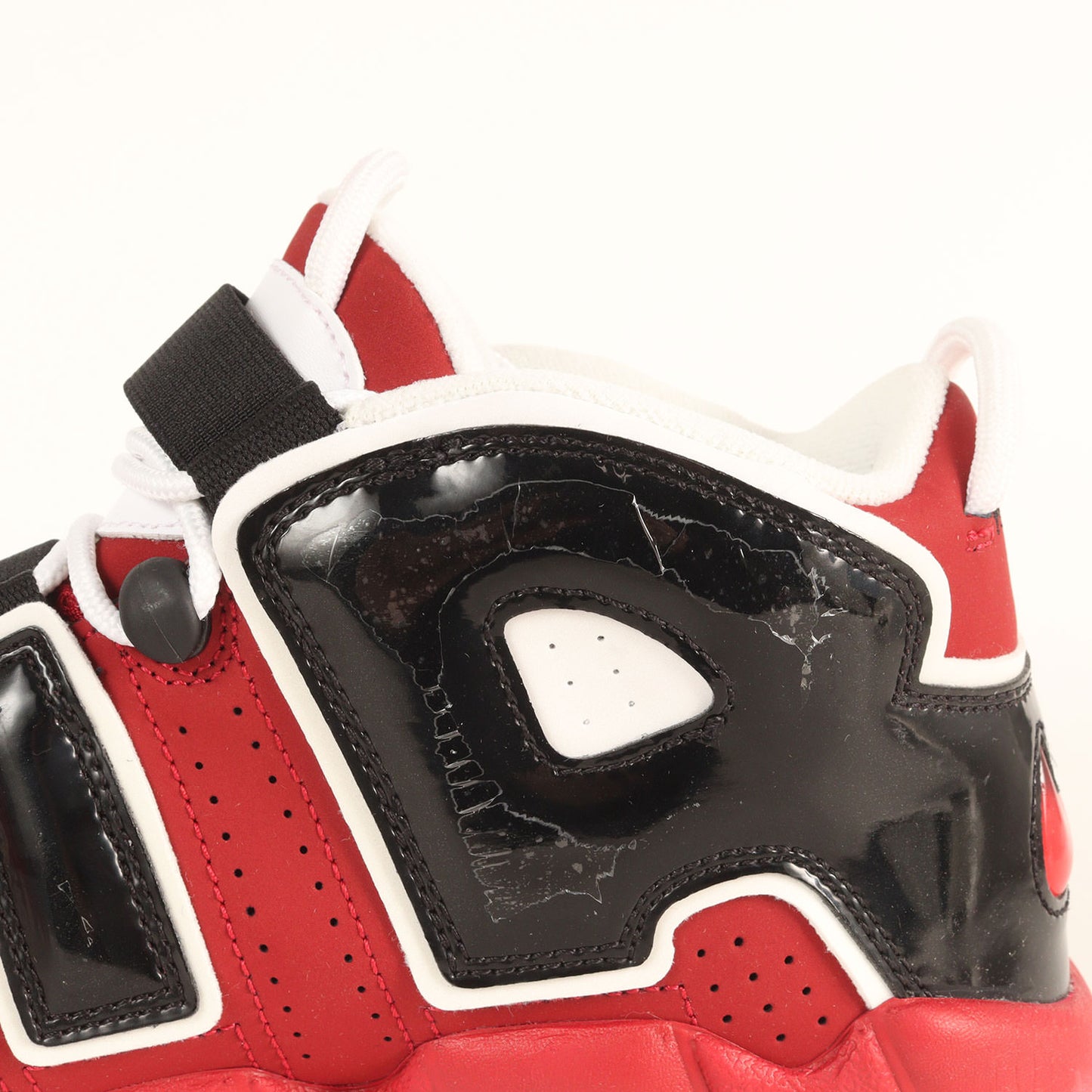 AIR MORE UPTEMPO 96 BULLS (2017年製 / 921948-600)
