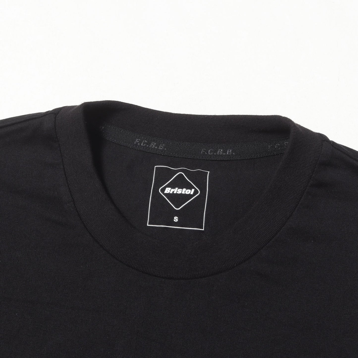 26SS メッセージロゴ Tシャツ(FOOTBALL IS NEVER BORING TEE)