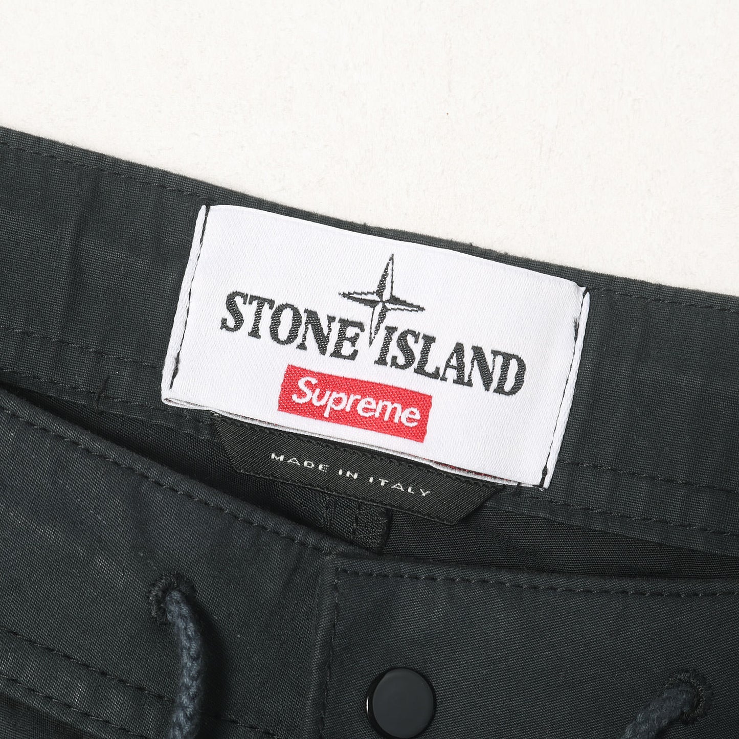 ×STONE ISLAND カモフラージュ カーゴパンツ(Camo Cargo Pant)