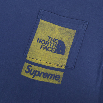 23SS ×THE NORTH FACE ロゴプリント ポケット Tシャツ(Printed Pocket Tee)