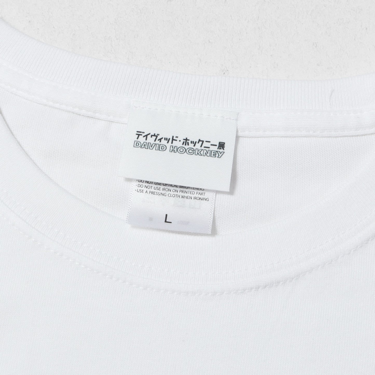 [デイヴィッド・ホックニー展] クラーク夫妻とパーシー Tシャツ (Mr and Mrs Clark and Percy T-SHIRT)