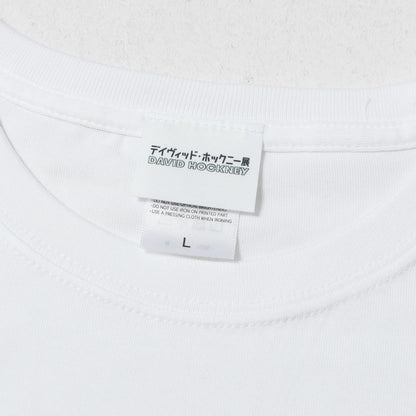 [デイヴィッド・ホックニー展] クラーク夫妻とパーシー Tシャツ (Mr and Mrs Clark and Percy T-SHIRT)