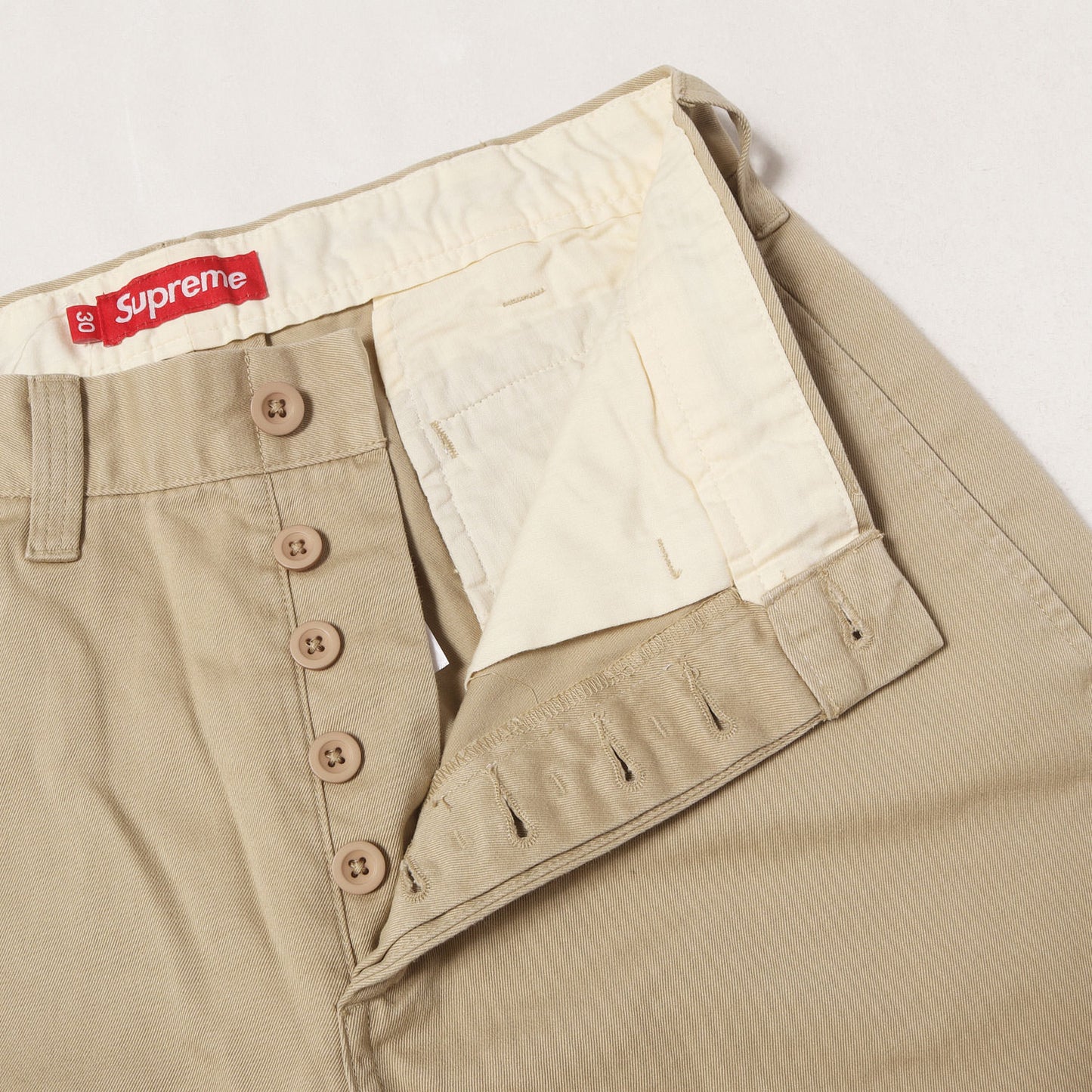 26SS アーチロゴ ツイル チノパンツ (Chino Pant)