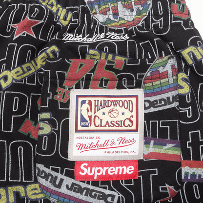 26SS ×Mitchell & Ness ×NBA 総柄プリント スウェットパンツ(Teams Sweatpant)