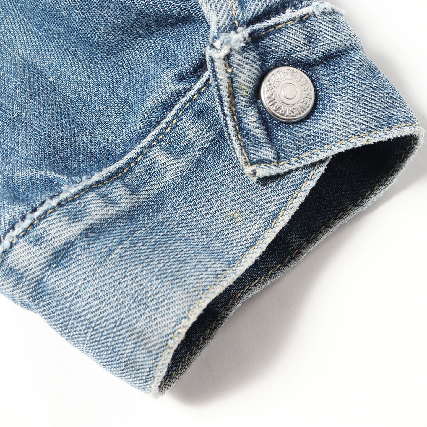 [ユーロモデル] 00s 70100-0853 立体裁断 デニムジャケット / モロッコ製 ENGINEERED JEANS