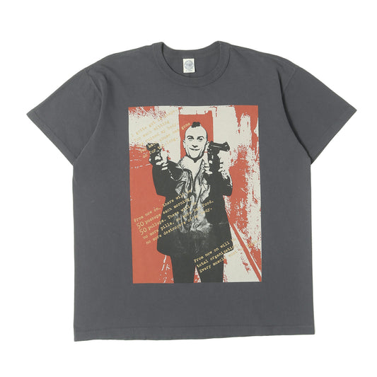 [タクシードライバー 50周年記念] 26SS ロバート・デ・ニーロ Tシャツ (19"NY"76 TEE 50TH ANNIVERSARY "50 PUSHUPS")