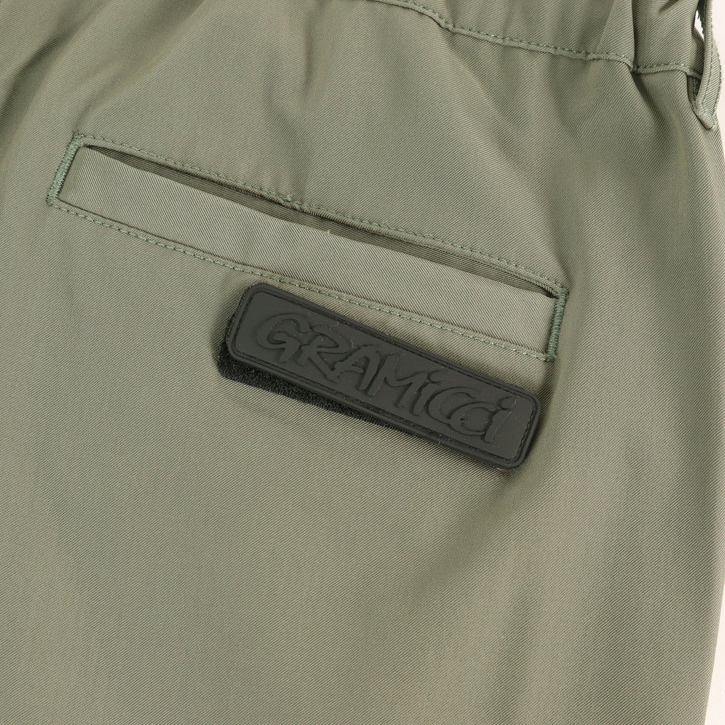 BEAMS GOLF別注 ストレッチソフトシェル イージーパンツ