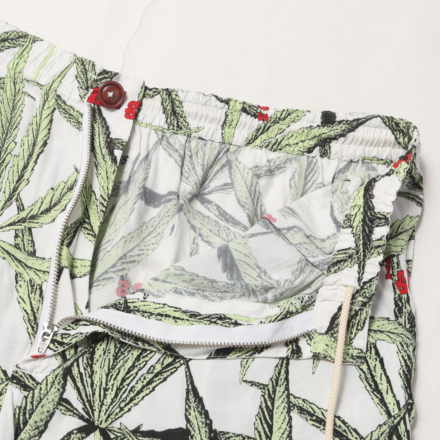 24SS ×HIGHTIMES マリファナ柄 ハワイアンショーツ / アロハショーツ(HAWAIIAN SHORTS)