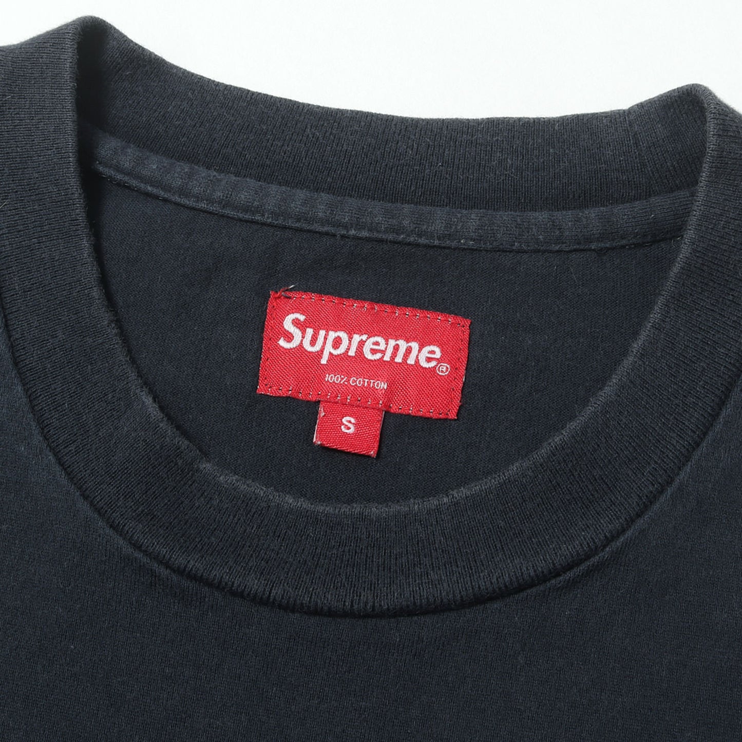 リフレクティブ スモールBOXロゴ Tシャツ(Reflective Small Box Tee)