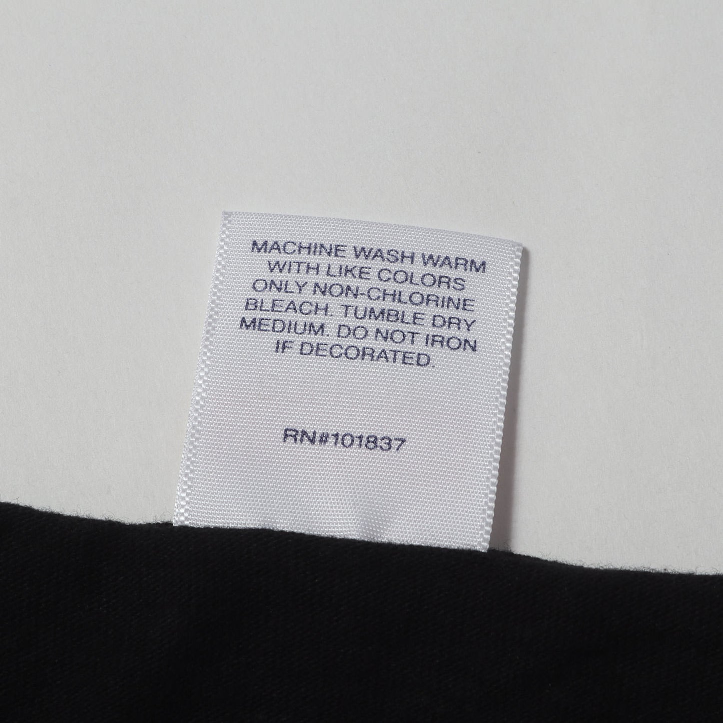 FUCK グラフィック Tシャツ(Fuck Love Tee)