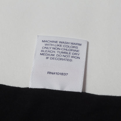 FUCK グラフィック Tシャツ(Fuck Love Tee)