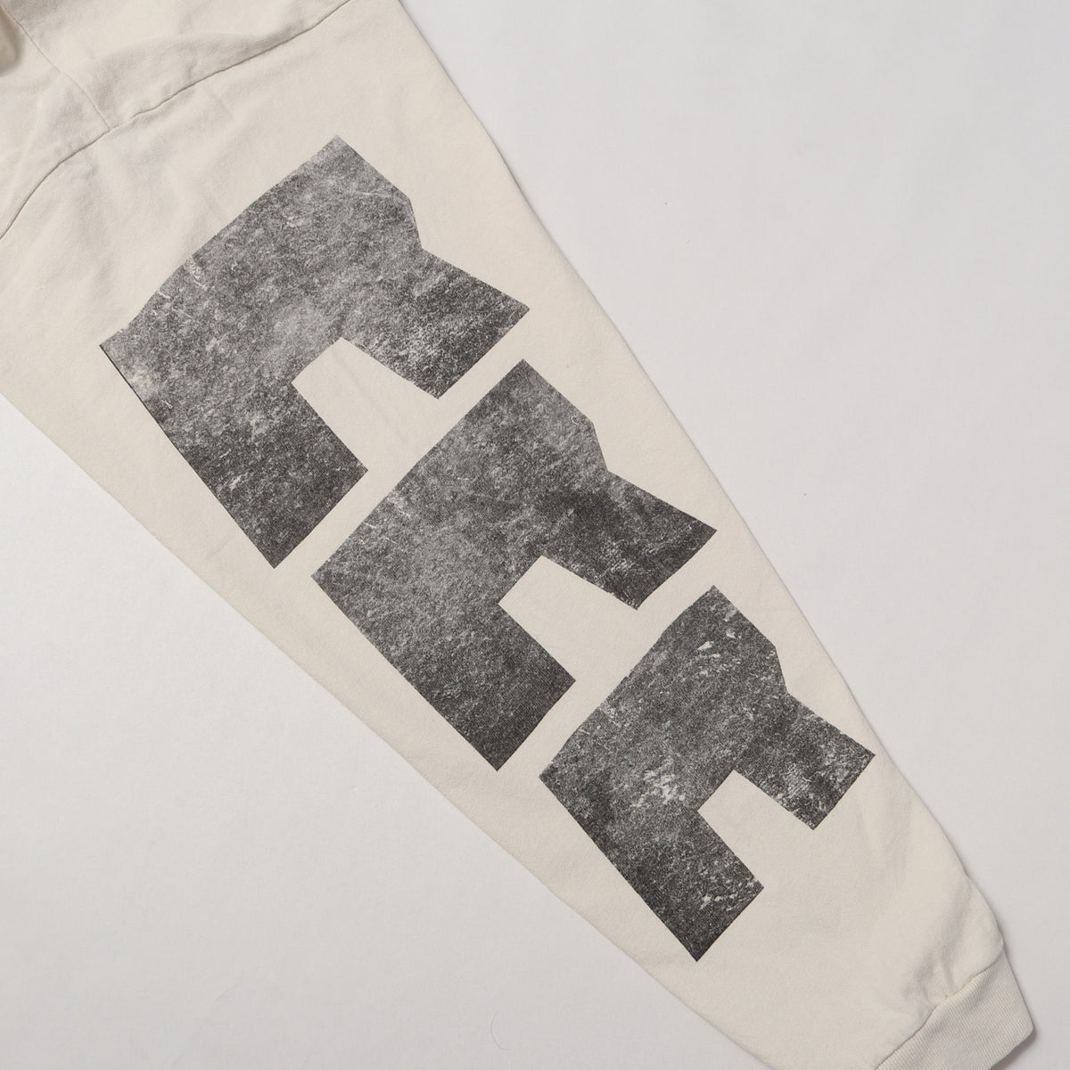 25SS グラフィック オーバーサイズ ロングスリーブ Tシャツ(CRITICAL PROXIMITY LS TEE)