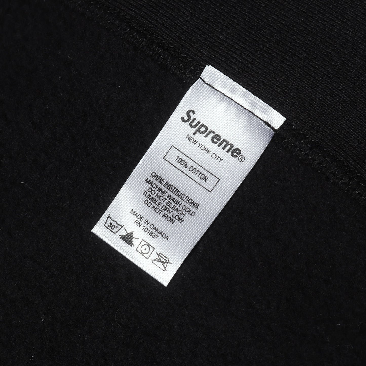 アップルグラフィック スウェットパーカー(Apple Hooded Sweatshirt)