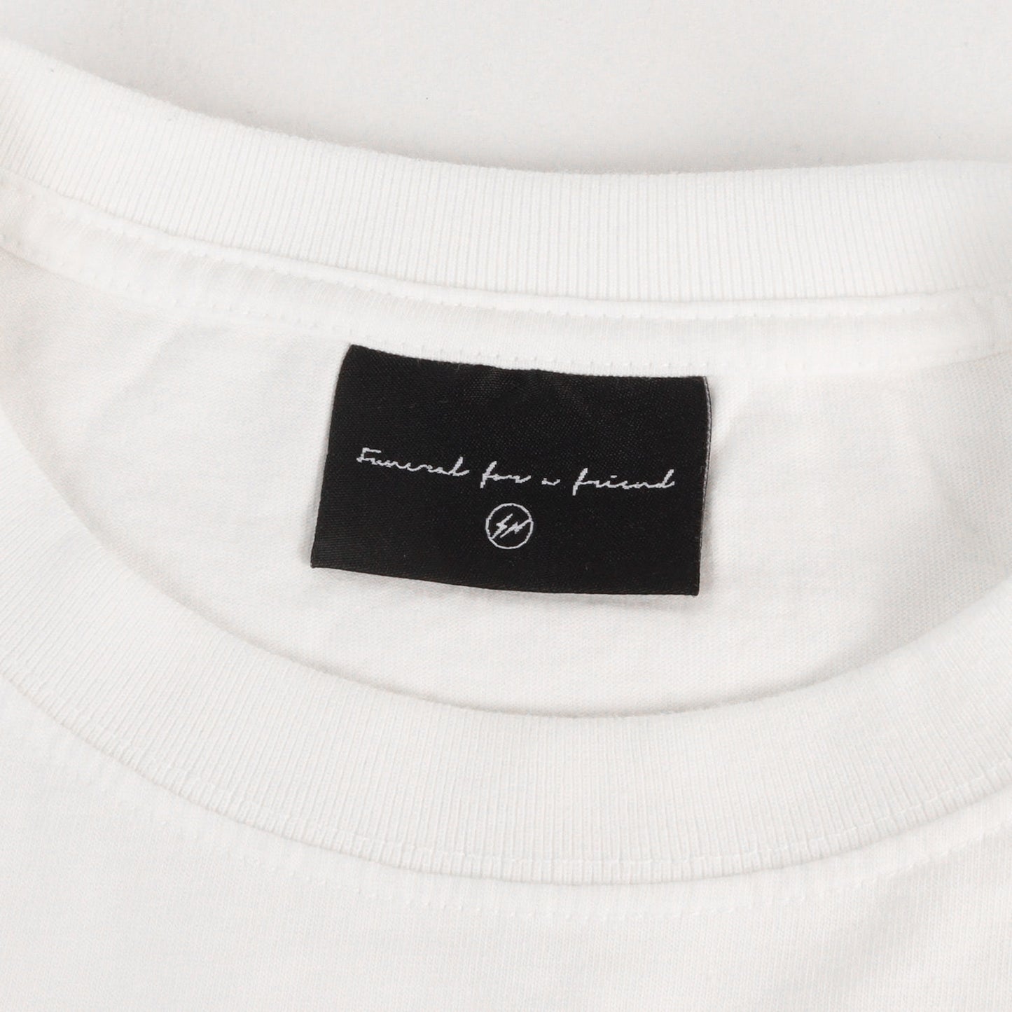 ×HYUKOH グラフィック Tシャツ