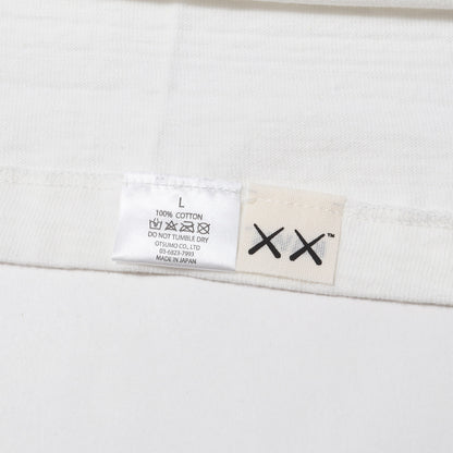 23AW ×KAWS グラフィックロゴ Tシャツ(GRAPHIC T-SHIRT)