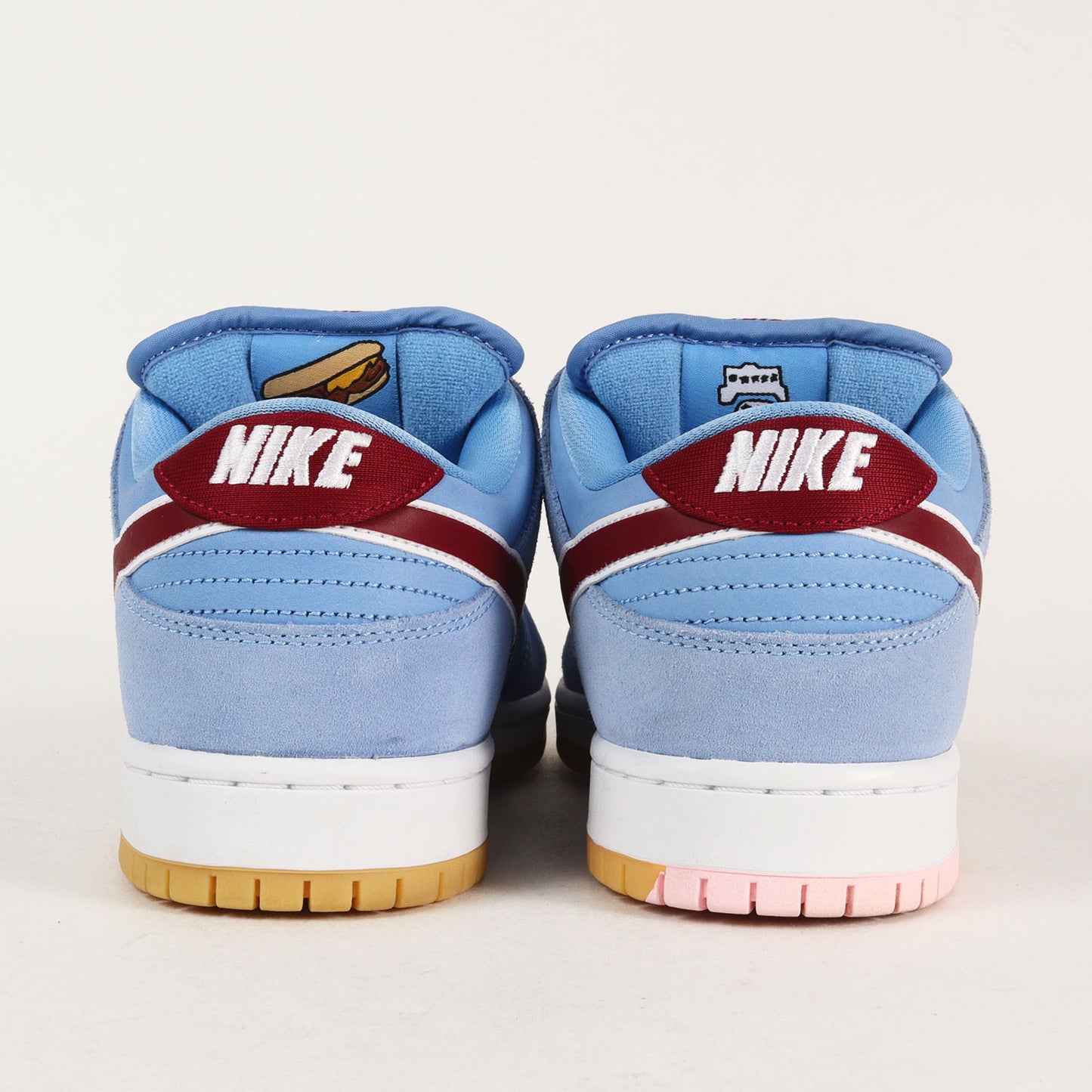 SB DUNK LOW PRO PREMIUM PHILADELPHIA PHILLIES (DQ4040-400)