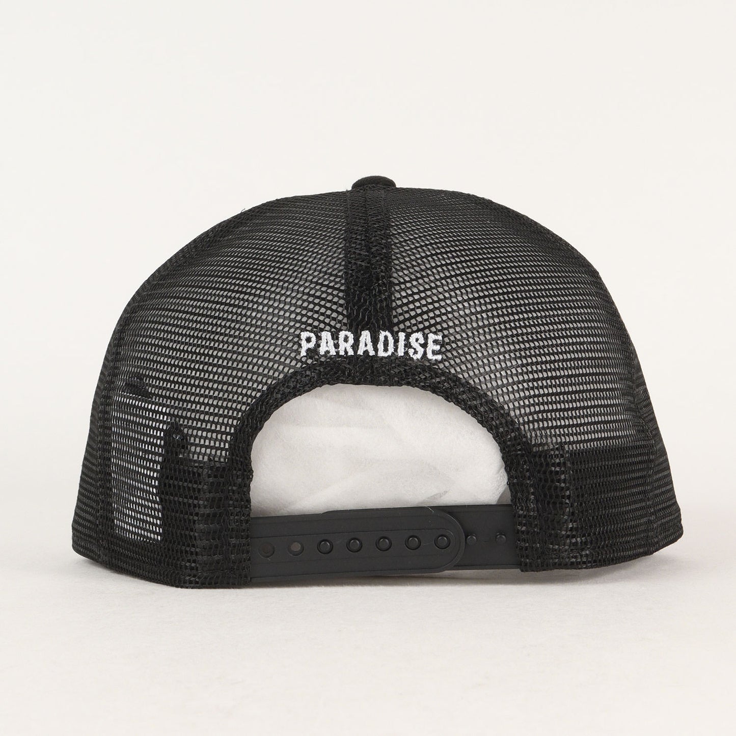 26SS ×NEW ERA ブランドロゴ刺繍 メッシュ ベースボールキャップ(59FIFTY TRUCKER)