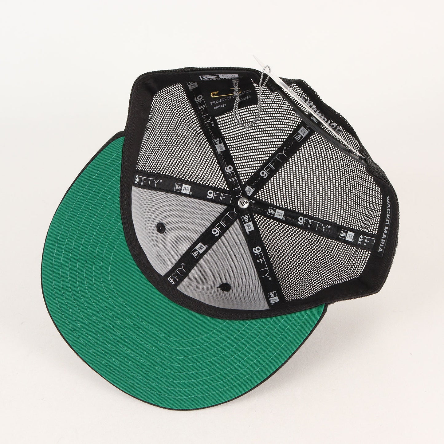 26SS ×NEW ERA ブランドロゴ刺繍 メッシュ ベースボールキャップ(59FIFTY TRUCKER)