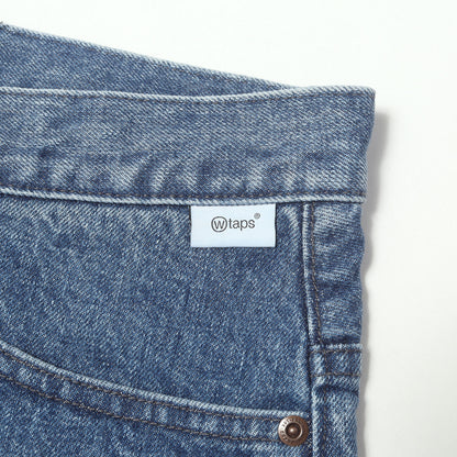 25AW ストーンバイオブリーチ加工 ワイド デニムパンツ(BLUES STRAIGHT / TROUSERS /COTTON. DENIM)