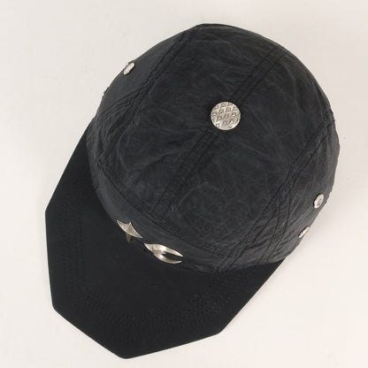 25SS ロゴプレート付き ナイロンキャップ(Scarred Bio Army Cap)
