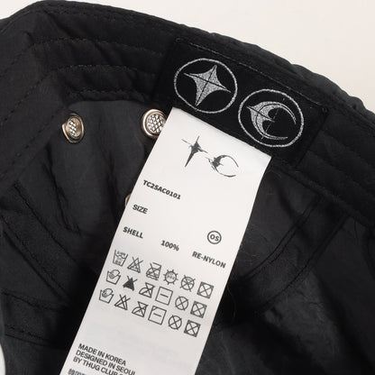 25SS ロゴプレート付き ナイロンキャップ(Scarred Bio Army Cap)