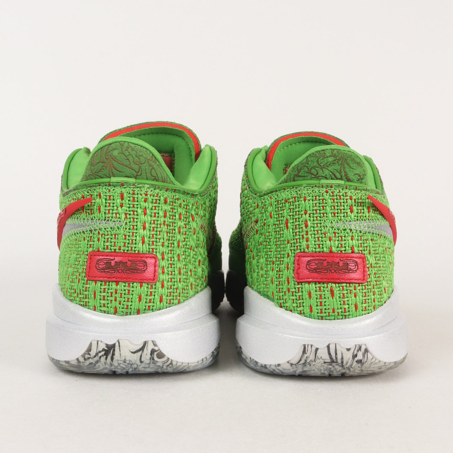 LEBRON 20 EP CHRISTMAS (FJ4956-300)