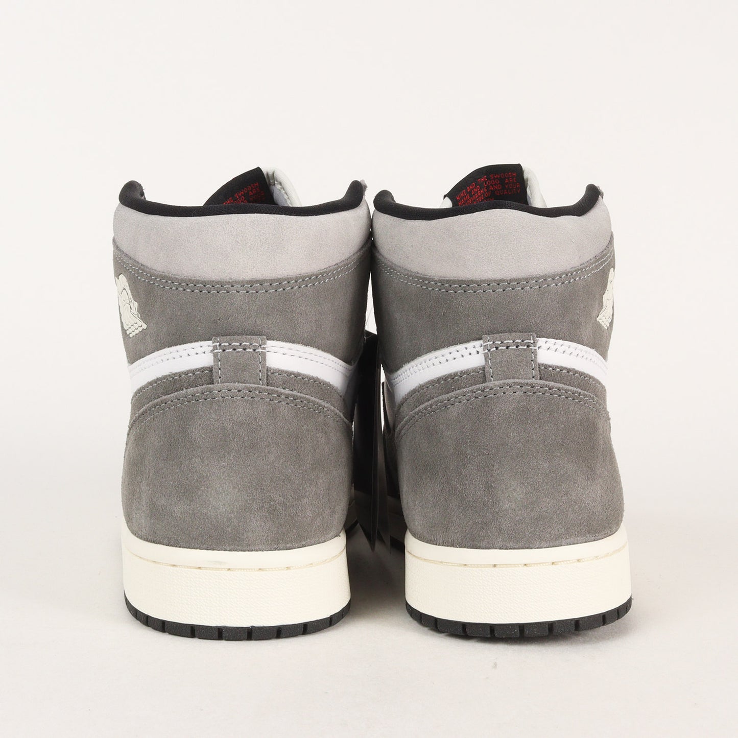 AIR JORDAN 1 RETRO HIGH OG BLACK AND SMOKE GREY (DZ5485-051)