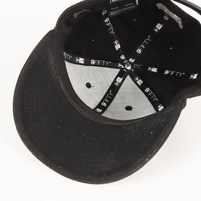 ×NEW ERA スモールUロゴ ベースボールキャップ