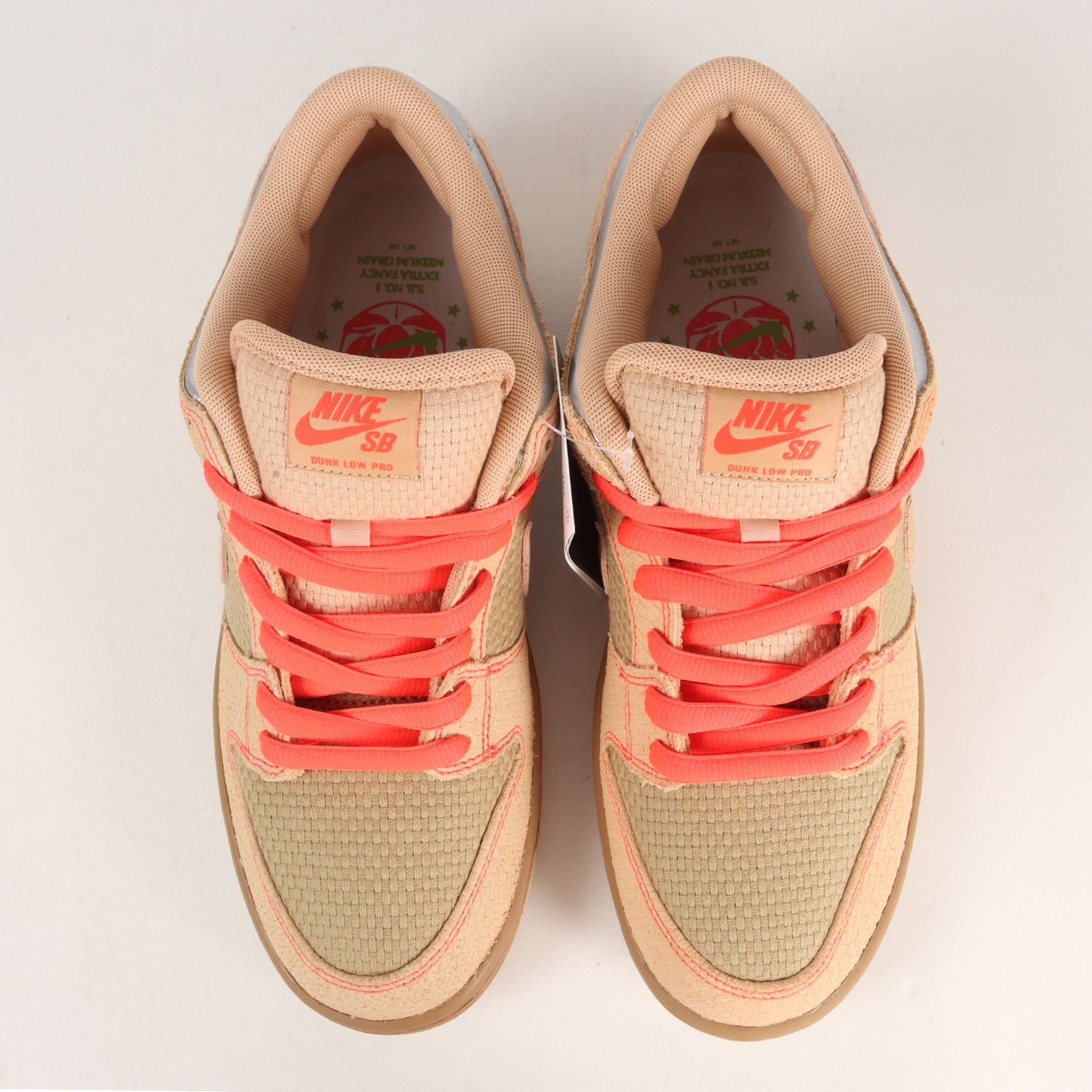 SB DUNK LOW PRO SOM TUM (IB6206-701)