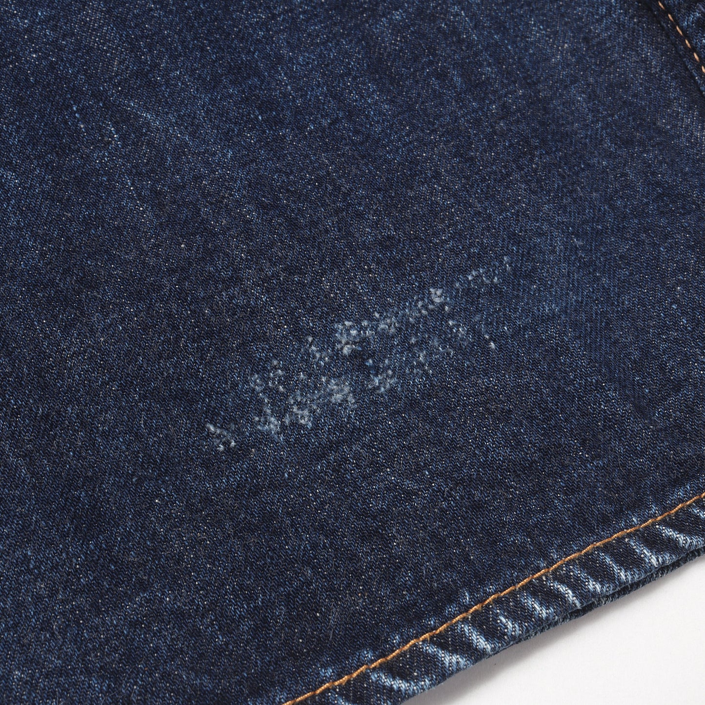 Lot.107 バックルバック付き セルビッチ デニムパンツ