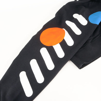 ×NIKE グラフィック スウェットパーカー(Pullover Hoody)