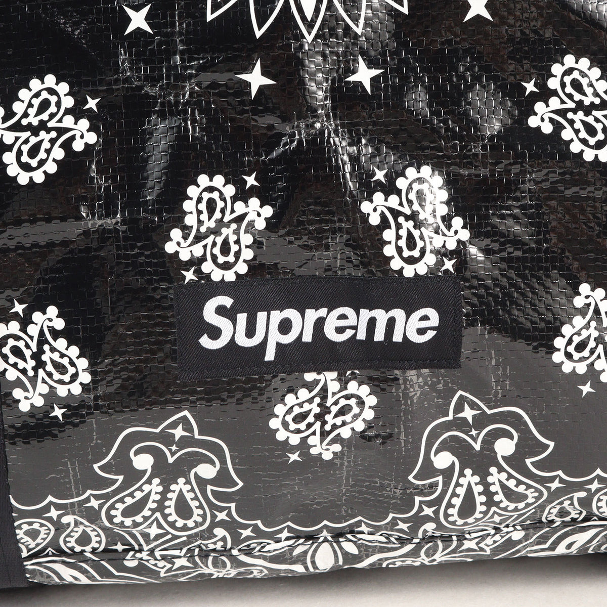 21SS バンダナ柄 タープ ラージ 2WAY ダッフルバッグ(Bandana Tarp Large Duffle Bag