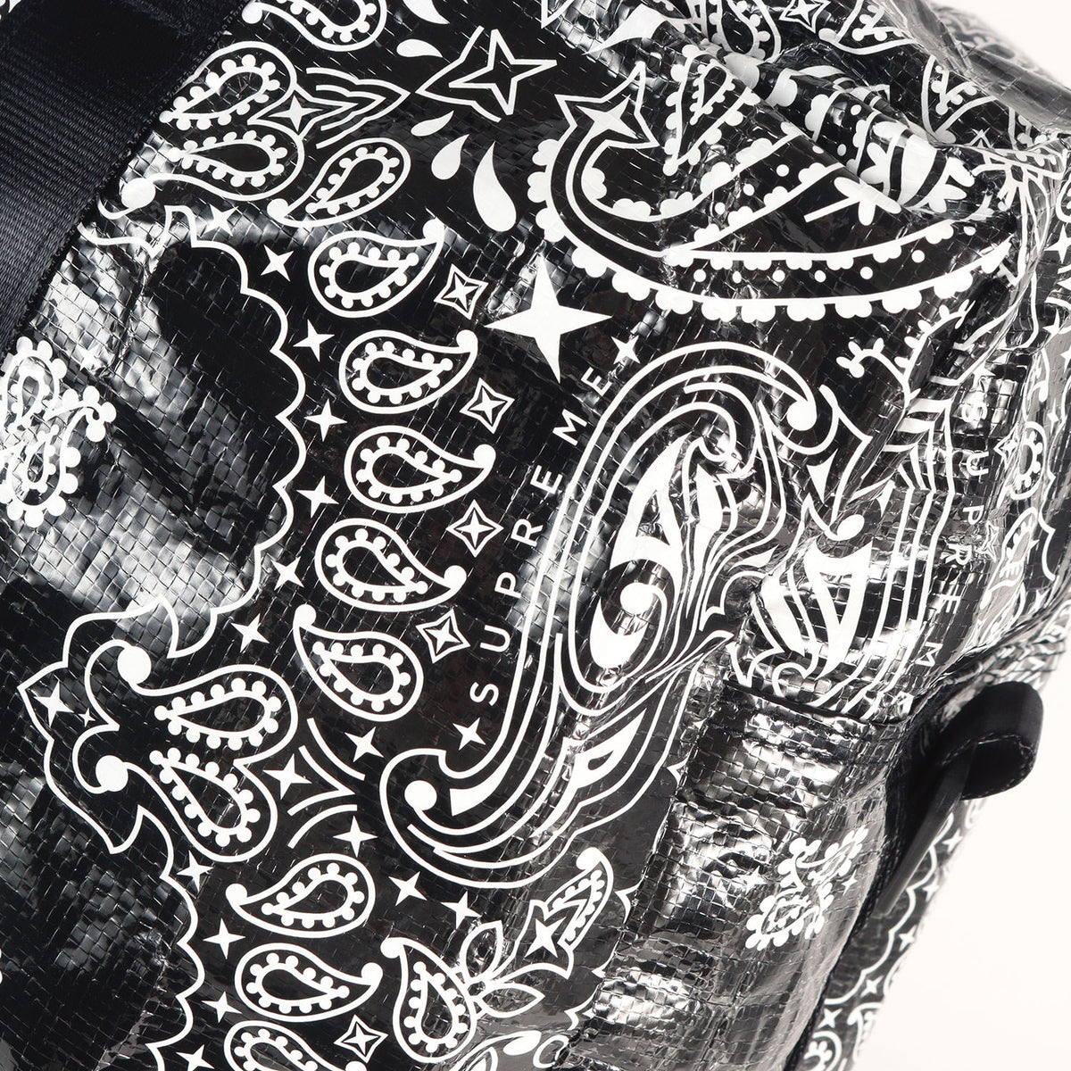 21SS バンダナ柄 タープ ラージ 2WAY ダッフルバッグ(Bandana Tarp Large Duffle Bag