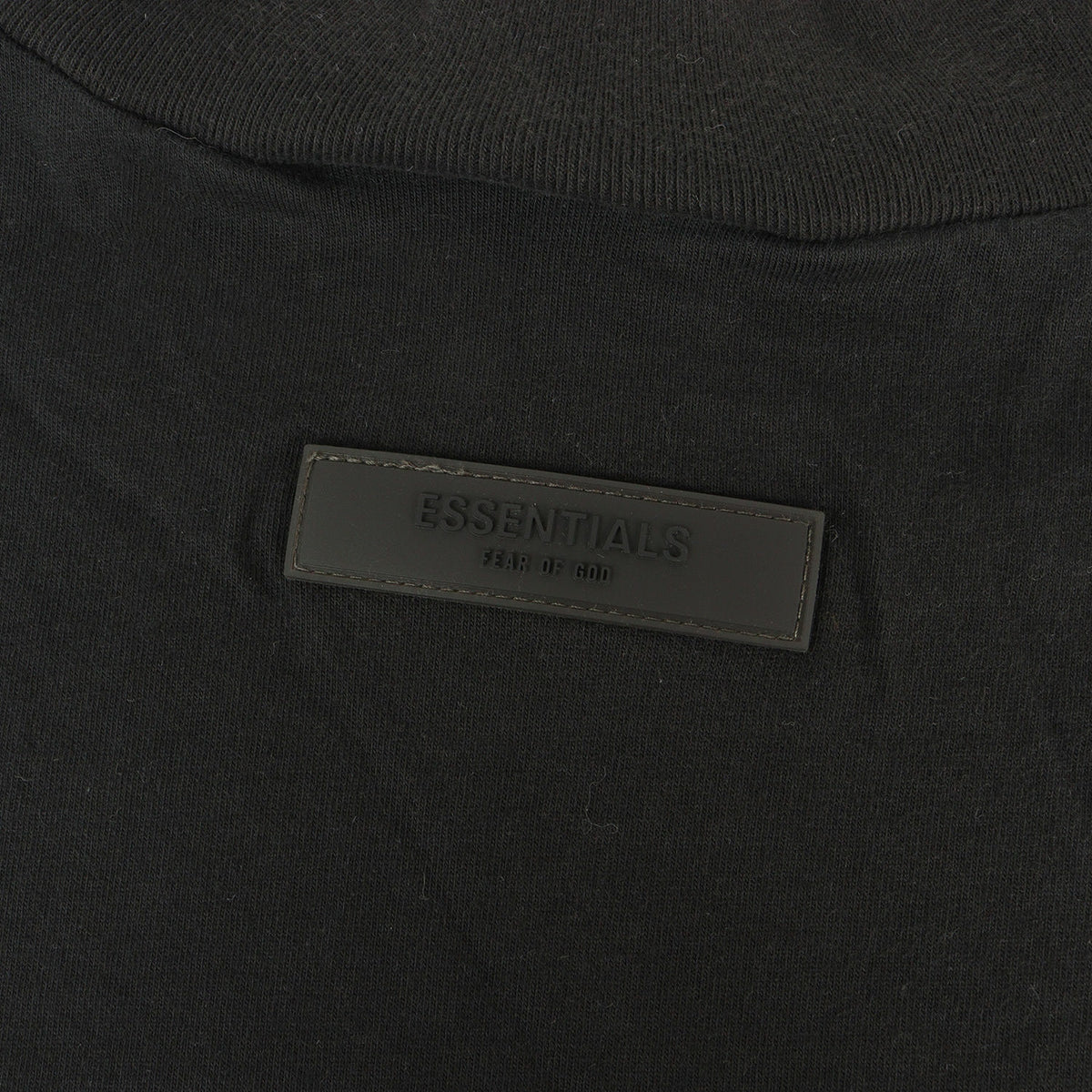 FOG ESSENTIALS モックネック ロングスリーブ Tシャツ