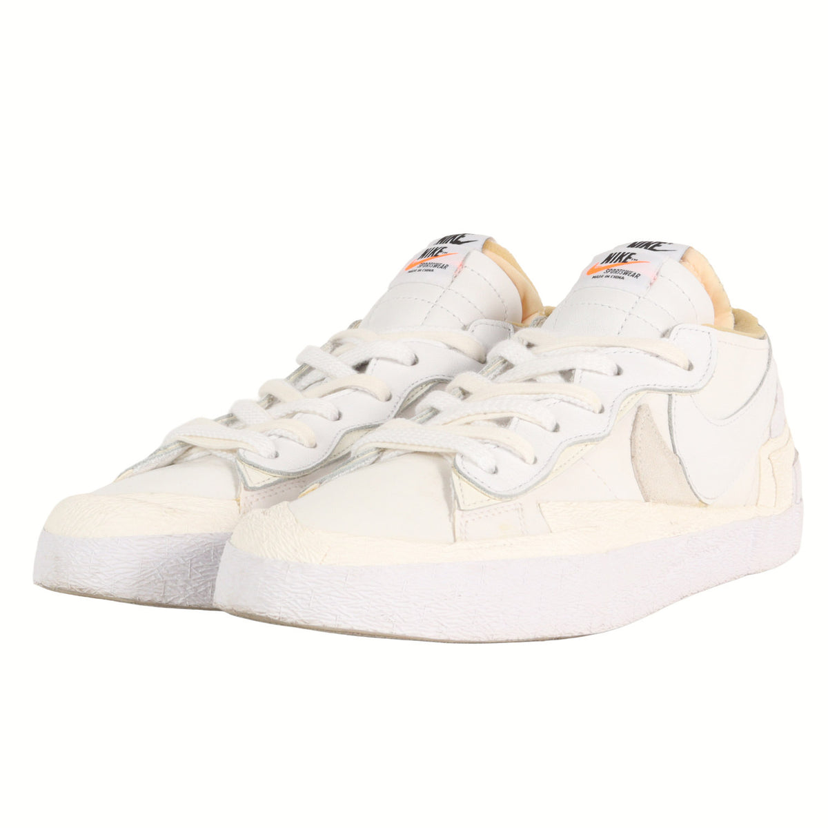 22SS ×NIKE BLAZER LOW / SACAI WHITE PATENT (DM6443-100)