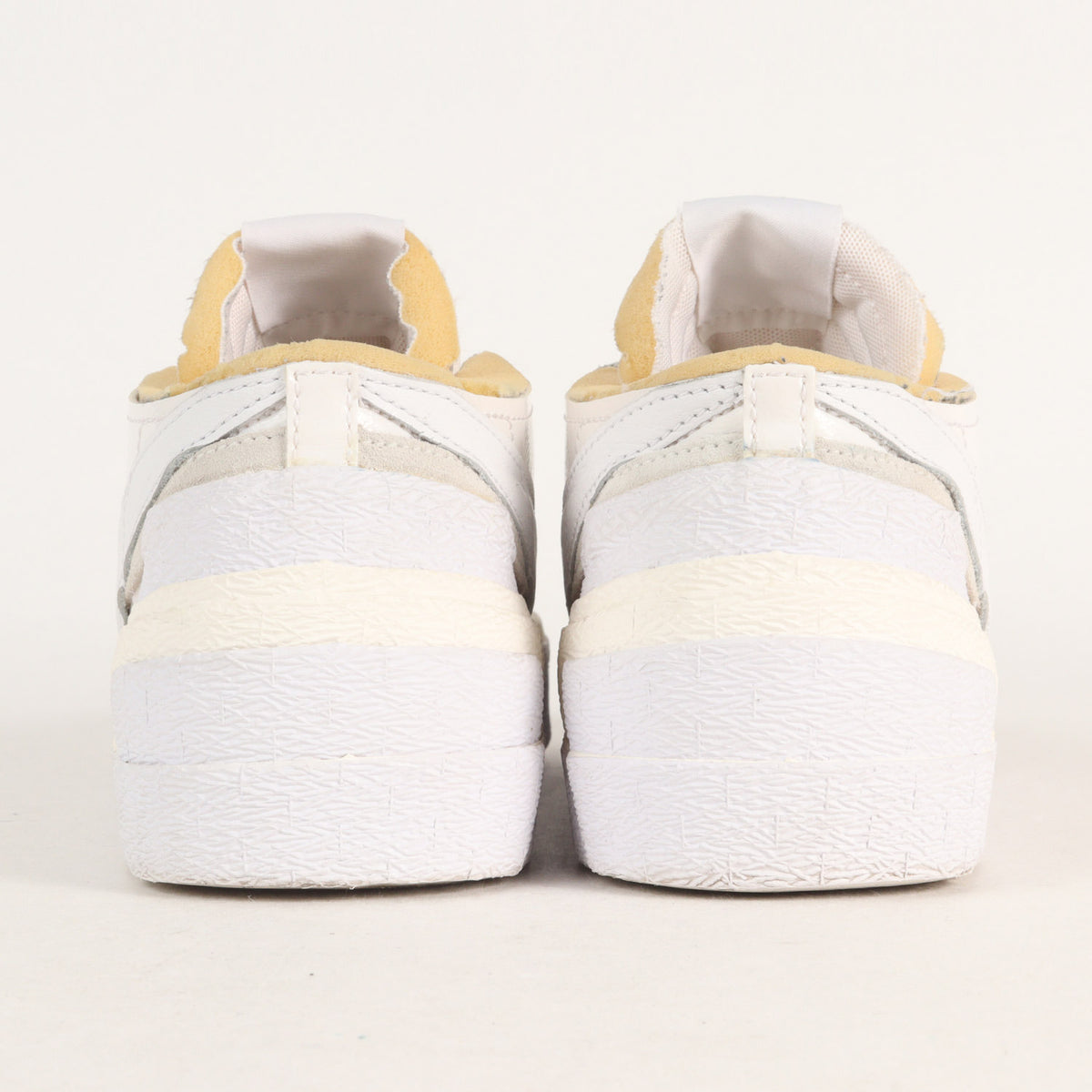 22SS ×NIKE BLAZER LOW / SACAI WHITE PATENT (DM6443-100)