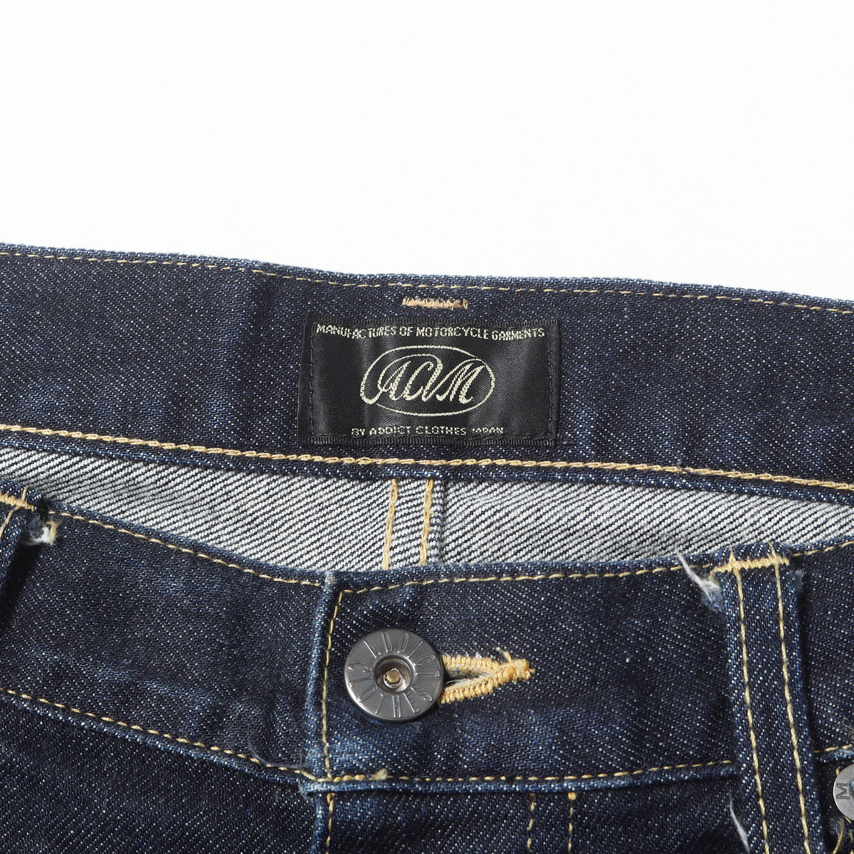 ストレッチ タイトテーパード デニムパンツ (TIGHT TAPERED STRETCH DENIM)