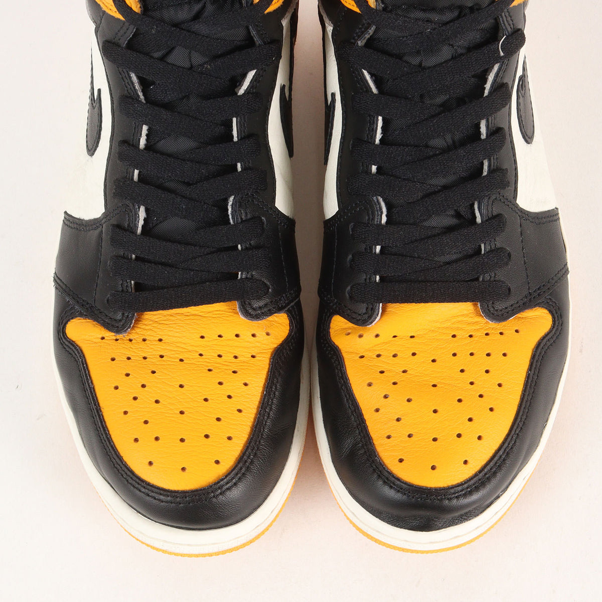 AIR JORDAN 1 RETRO HIGH OG TAXI (555088-711)