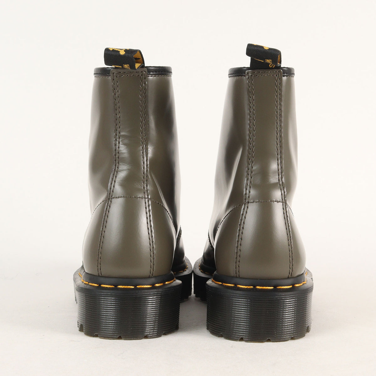 1460 スムースレザー 8ホールブーツ(1460 8 Eye Boot)