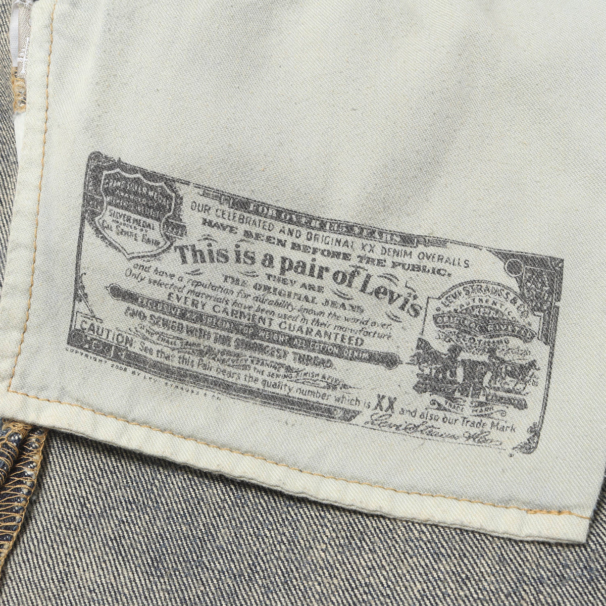 30周年記念 ×Levis 501 パッチ付き ダメージ加工 デニムパンツ