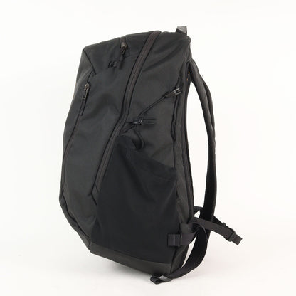 [人気定番モデル] マンティス 26 バックパック / デイパック (Mantis 26 Backpack) 2025年製