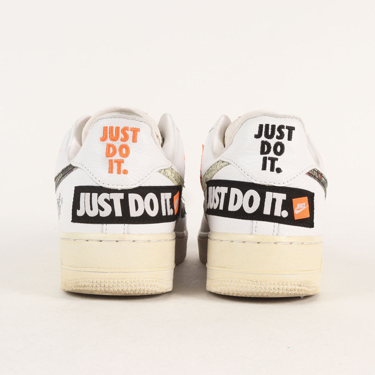 AIR FORCE 1 07 PRM JUST DO IT (AR7719-100)