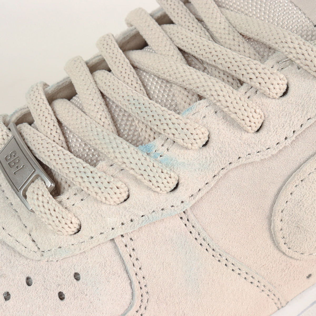SB AIR FORCE 1 LT OREWOOD (HM8517-100)