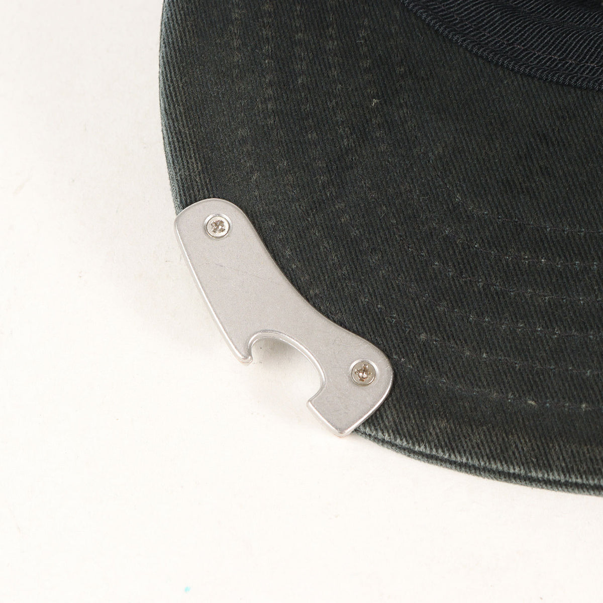 26AW ボトルオープナー付き ウォッシュ加工 6パネルキャップ(Bottle Opener 6-Panel Hat)