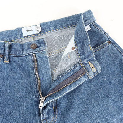 26SS ストーンバイオブリーチ加工 デニムパンツ(BLUES STRAIGHT / TROUSERS / COTTON. DENIM)