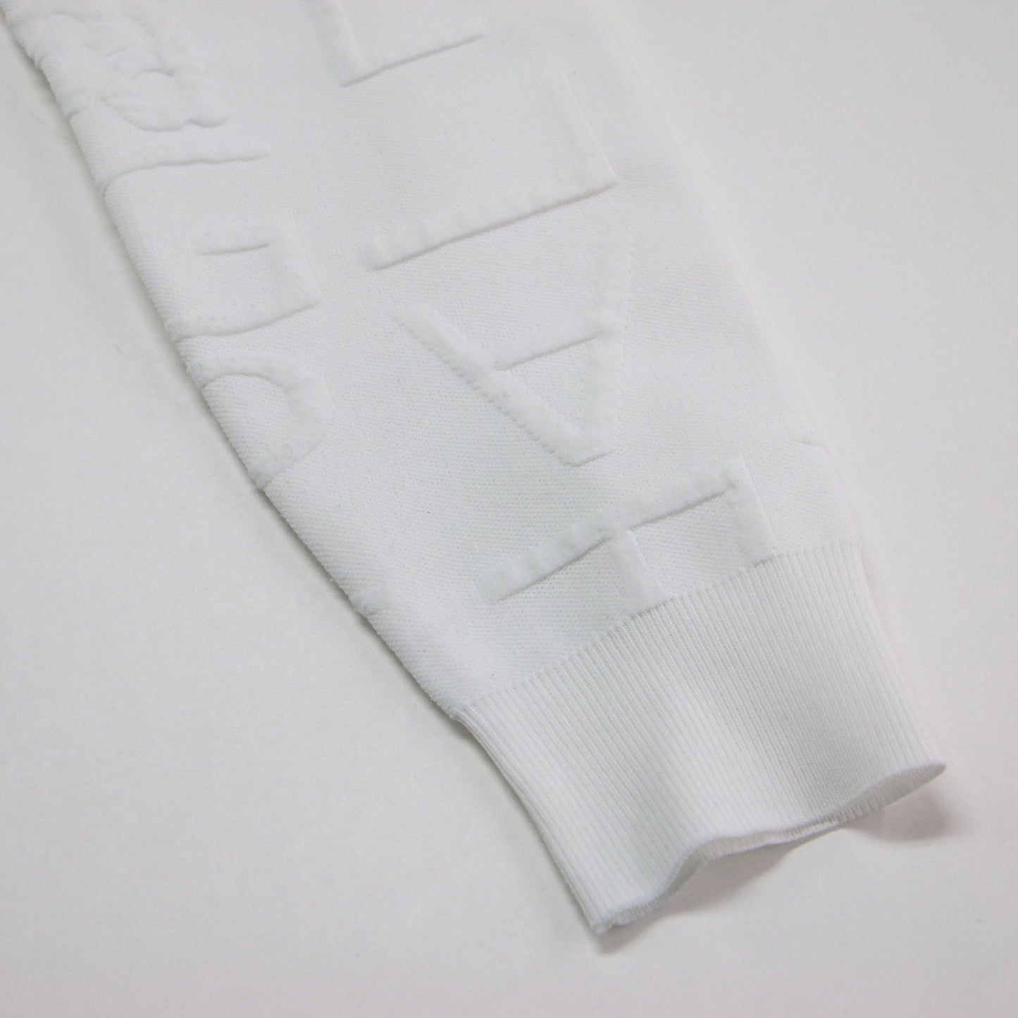 25SS ジャガードロゴ総柄 14G クルーネック テックニット