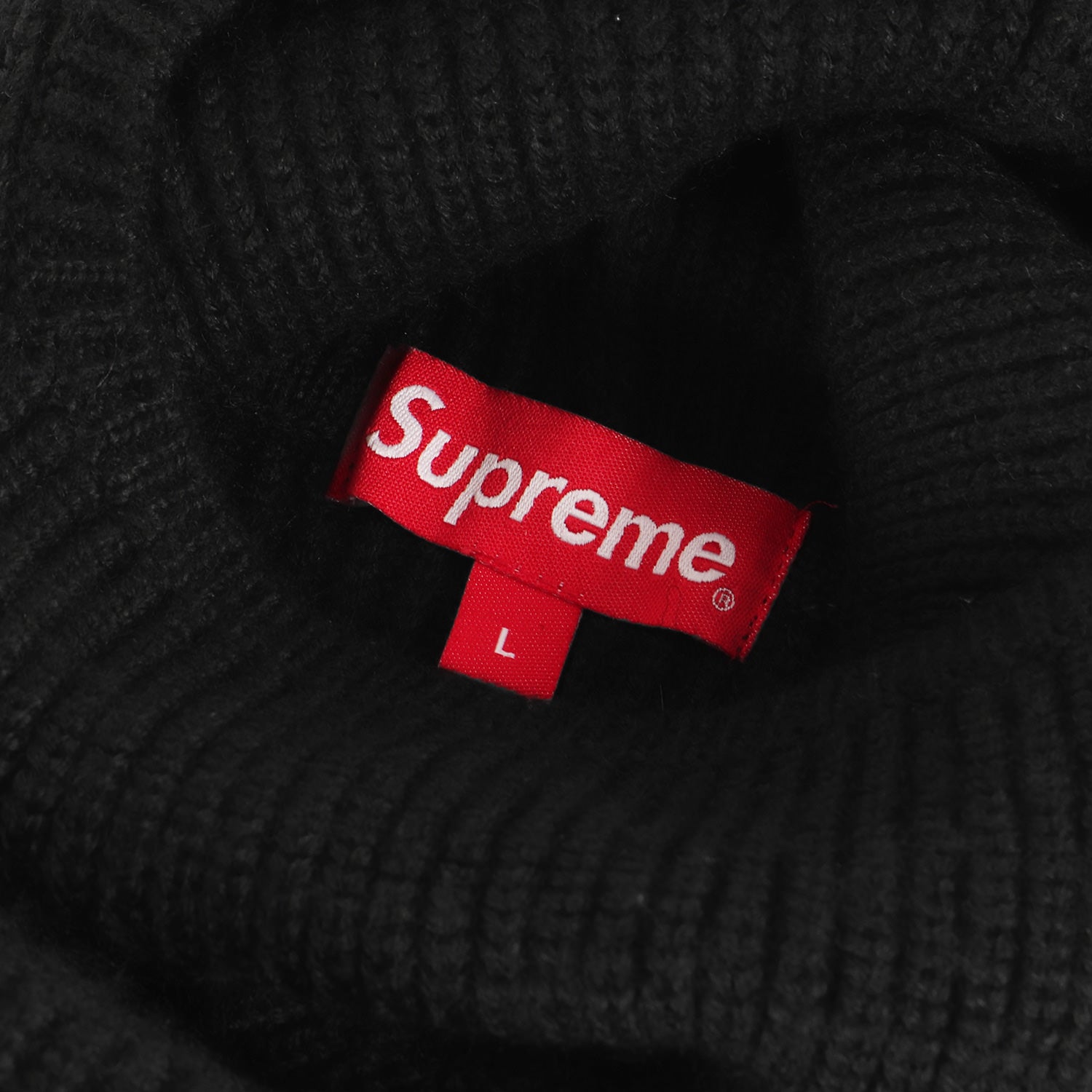 Supreme (シュプリーム) 22AW スモールBOXロゴ バラクラバ / タートルネック ニット パーカー(Small Box Balaclava/Turtleneck  Sweater) – ブランド古着の通販・買取 | BEEGLE by Boo-Bee