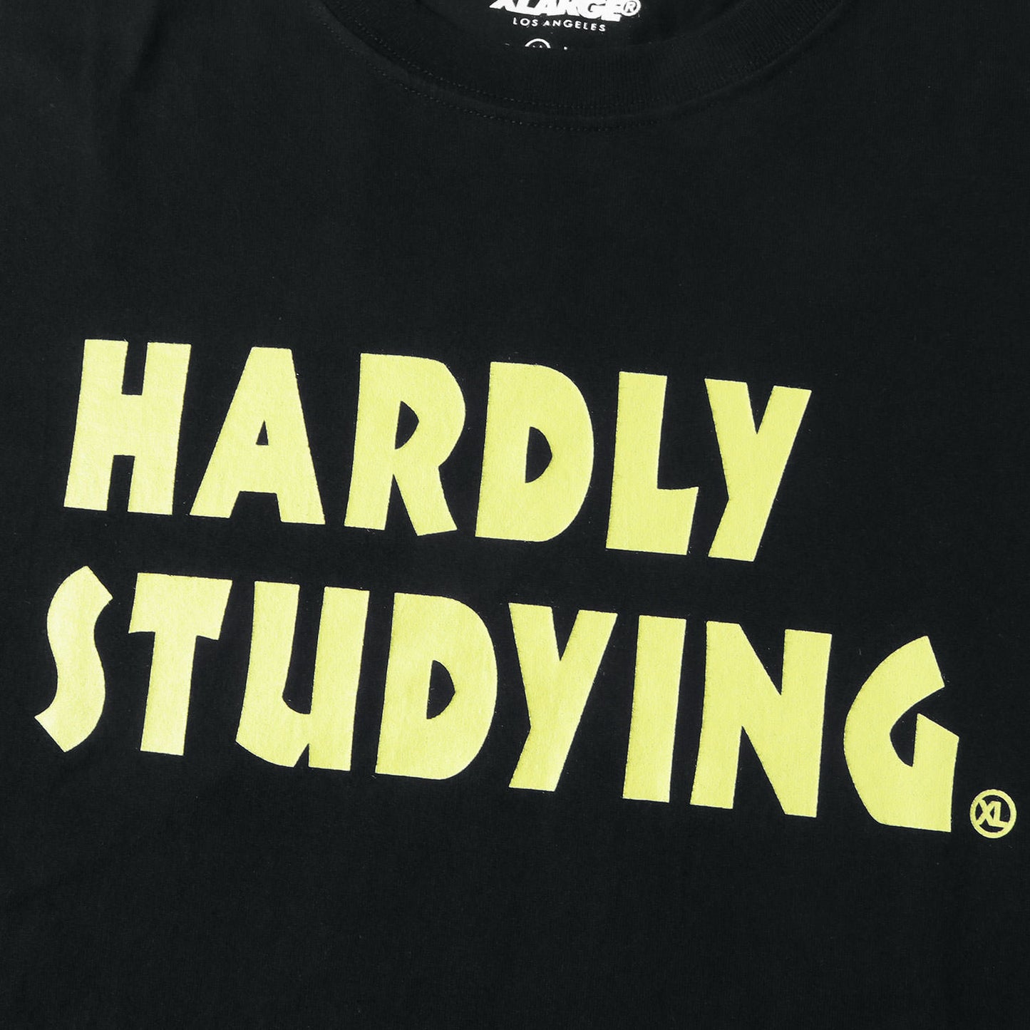 HARDLY STUDYINGロゴ Tシャツ